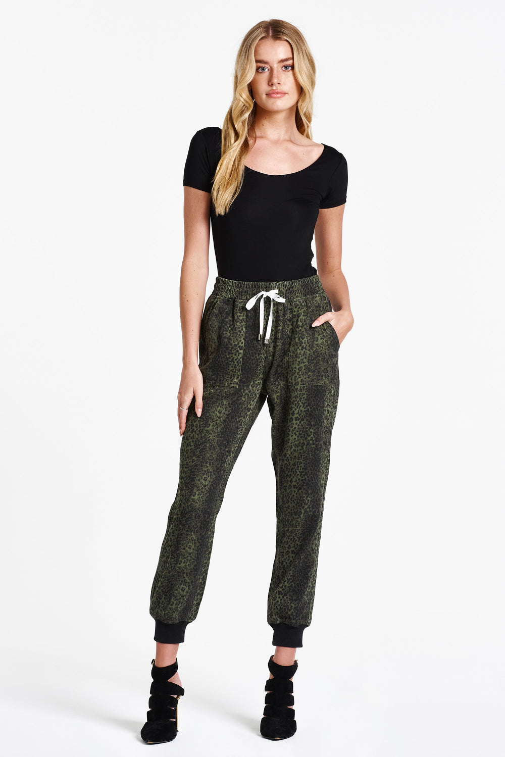 JACEY SUPER HIGHRISE CROPPED JOGGER PANTS COFFEE VEGAN LEATHER