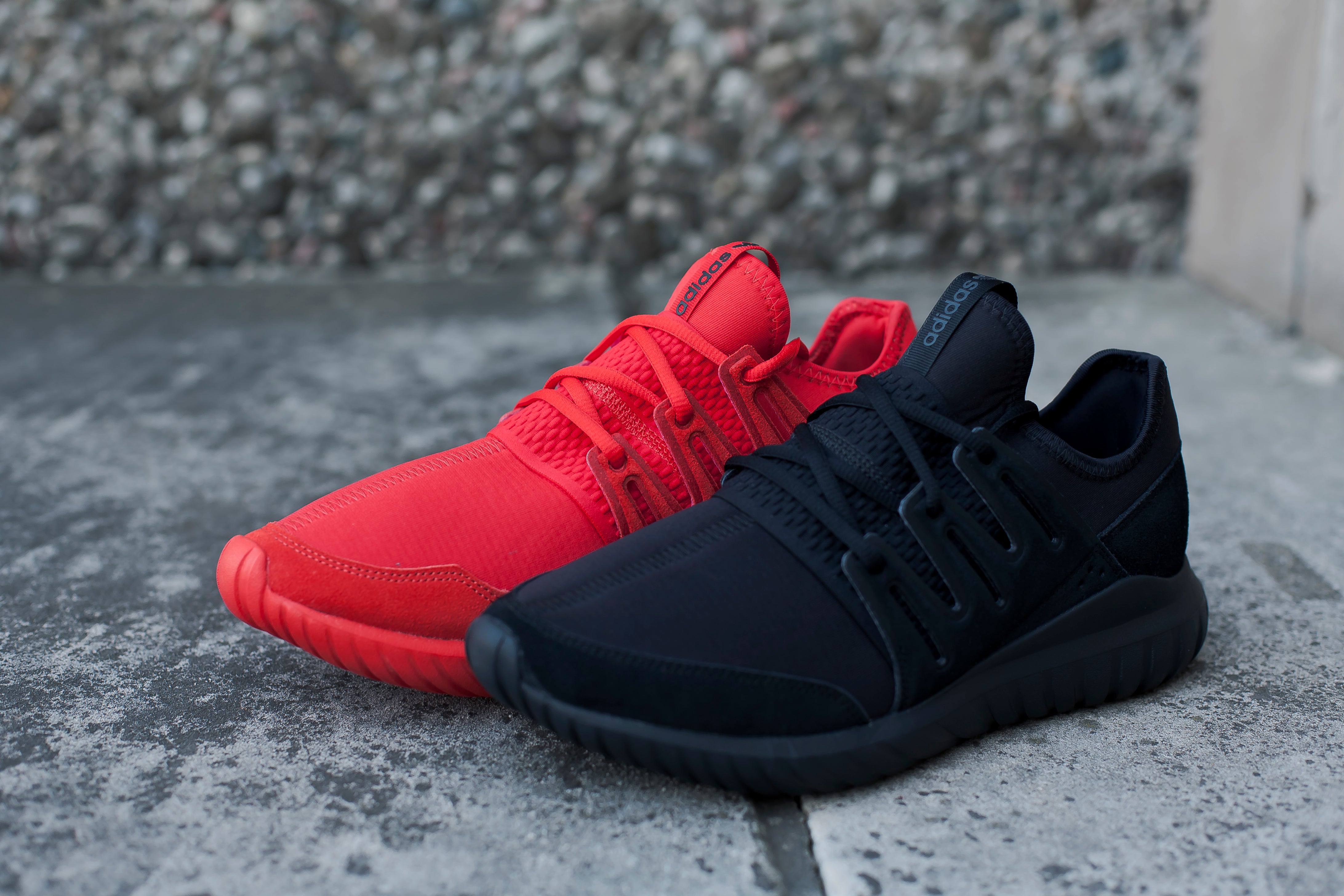 adidas tubular radial red 