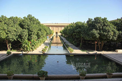 Luggage Outlet Singapore - Shiraz Arg-e-Karim-Khan Iran