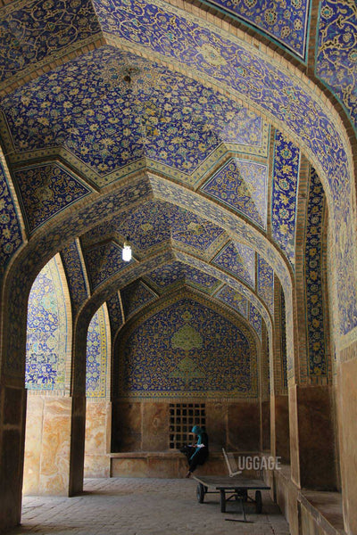 Luggage Outlet Singapura - Masjid Isfahan