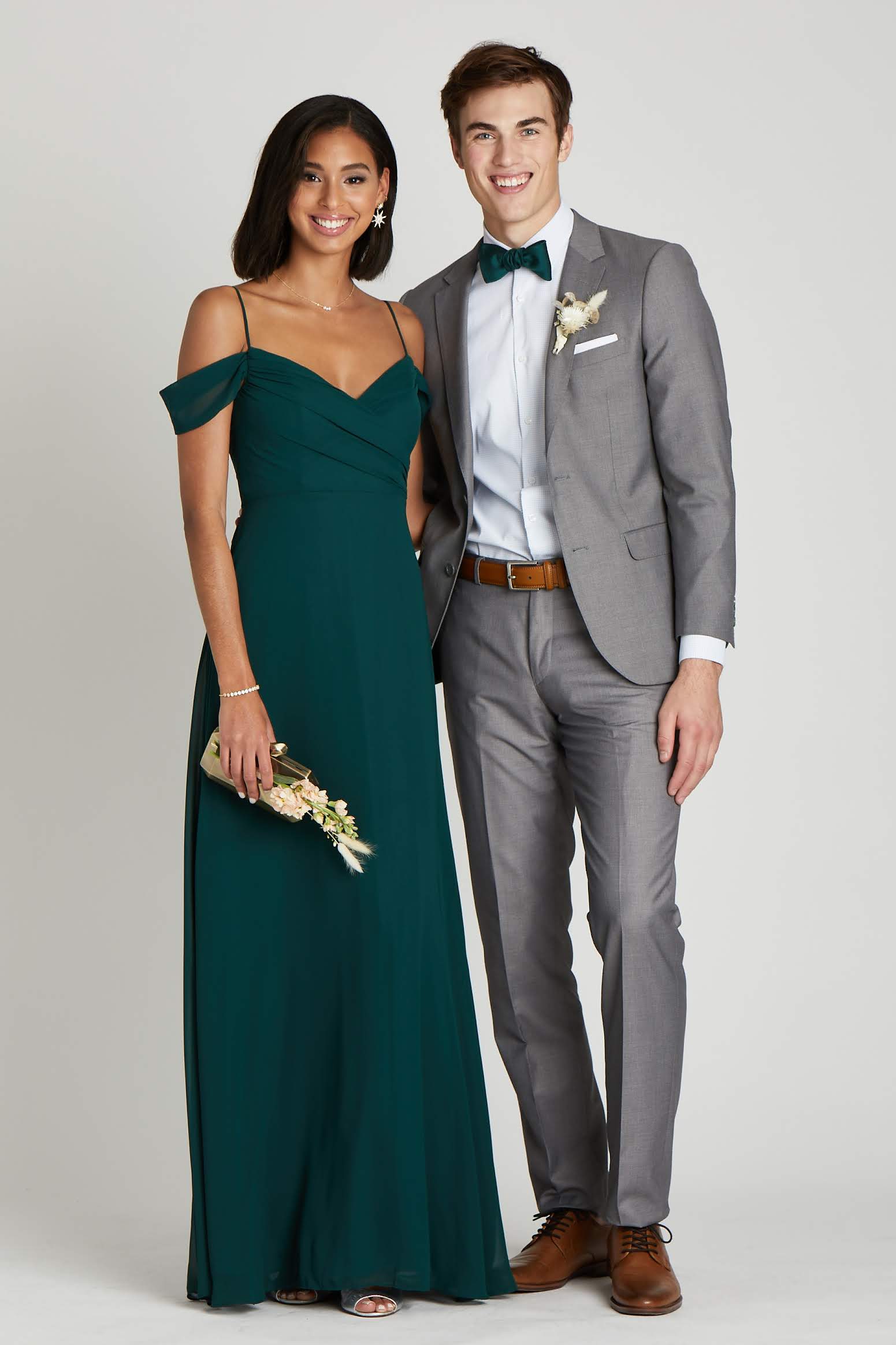 emerald green prom couple