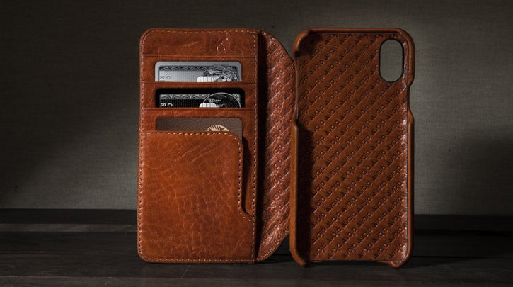 iPhone 14 Pro Max wallet leather case with snake pattern - Vaja