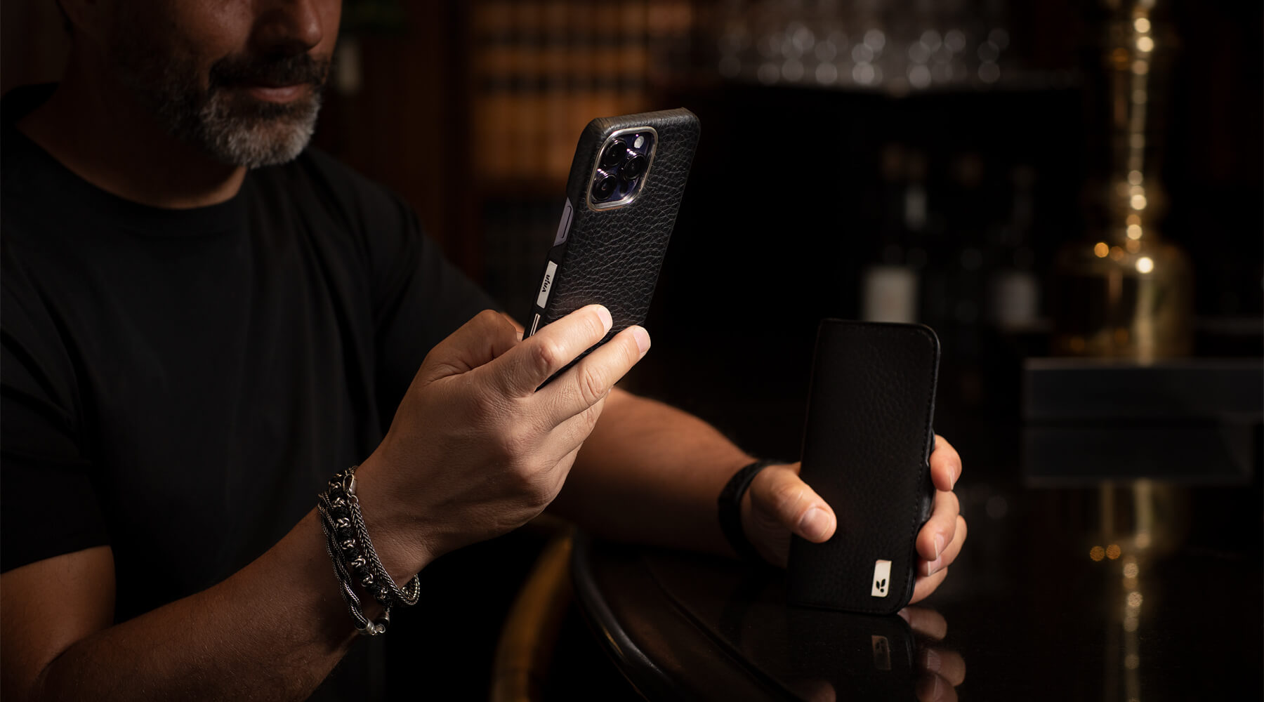 First Look at some Great iPhone 15 Pro Max Cases: PITAKA MagEZ