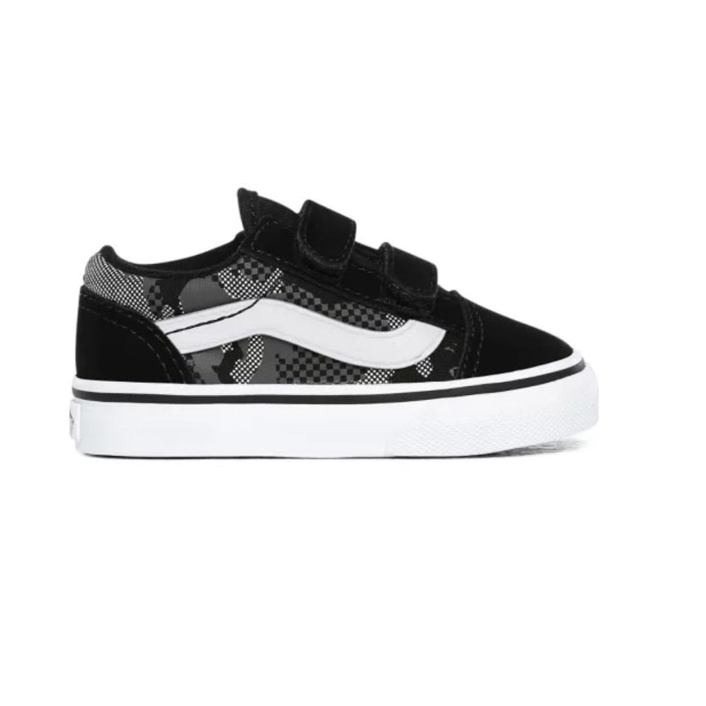 vans black running shoes