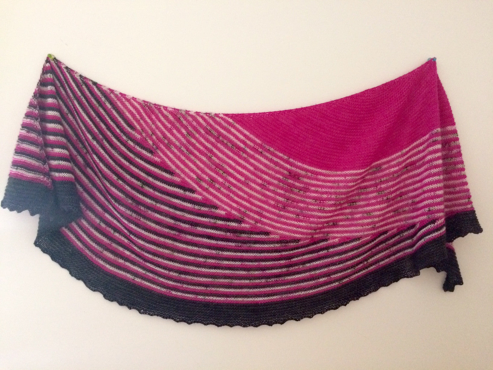 Colour Affection Shawl – Red Sock Blue Sock Yarn Co
