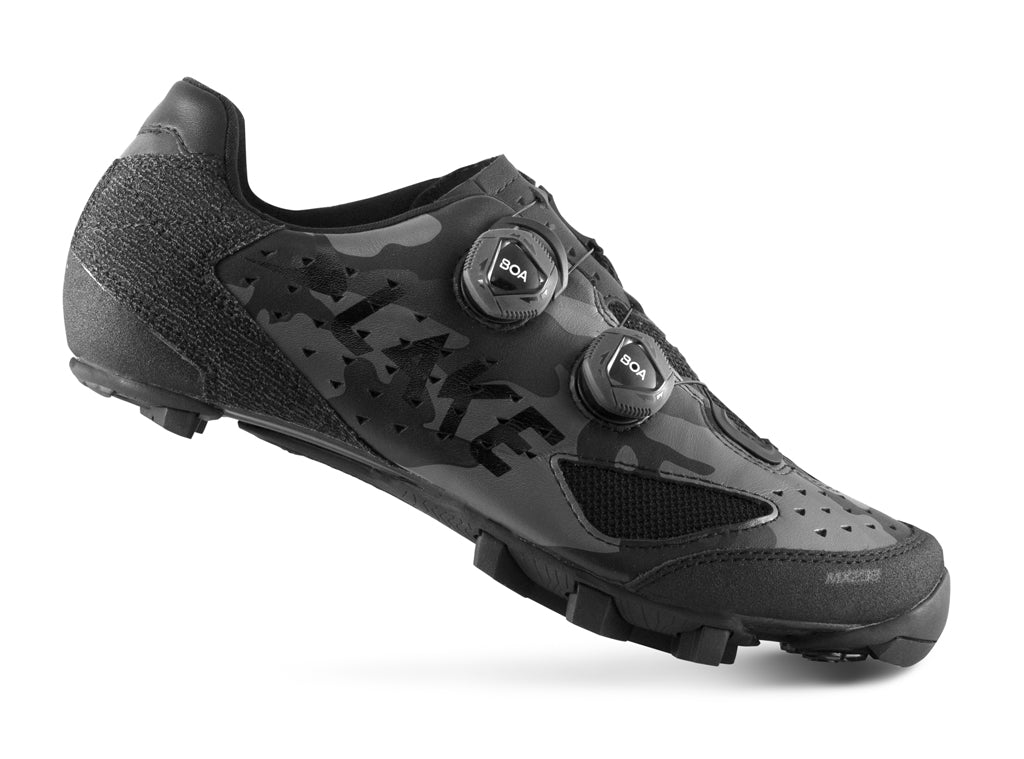 wide bicycle shoes