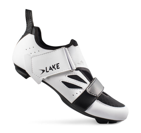 wide triathlon shoes