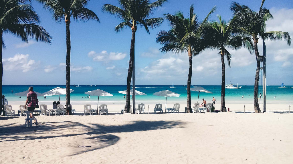 spiaggia di philippines con sabbia bagnata