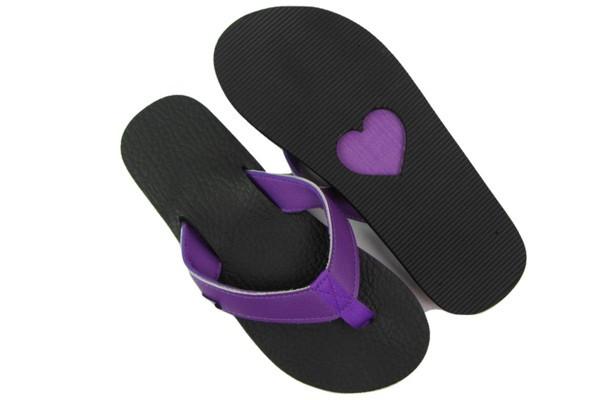 womens purple flip flops