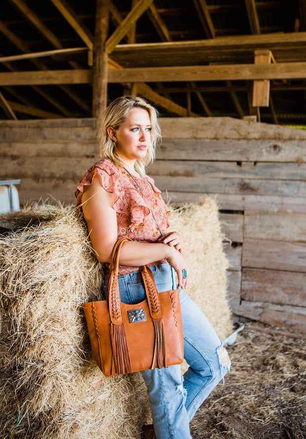 American West Handbag Mohave Collection: Leather Tri-Fold with Concho -  OutWest Shop