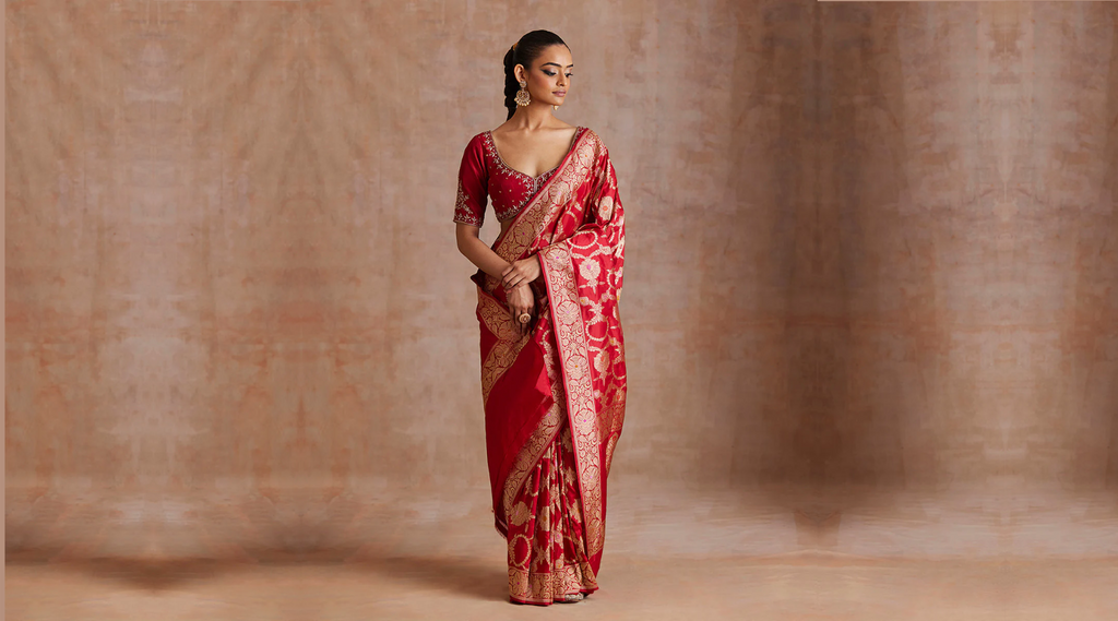 Red_Handloom_Pure_Katan_Silk_Banarasi_Saree_With_Floral_Jaal_And_Meenakari_WeaverStory