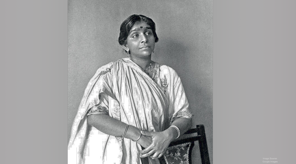 Sarees_and_Strides:_Celebrating_Indian_Women_Who_Paved_the_Way_for_Our_Fundamental_Rights&nbsp;_WeaverStory_01