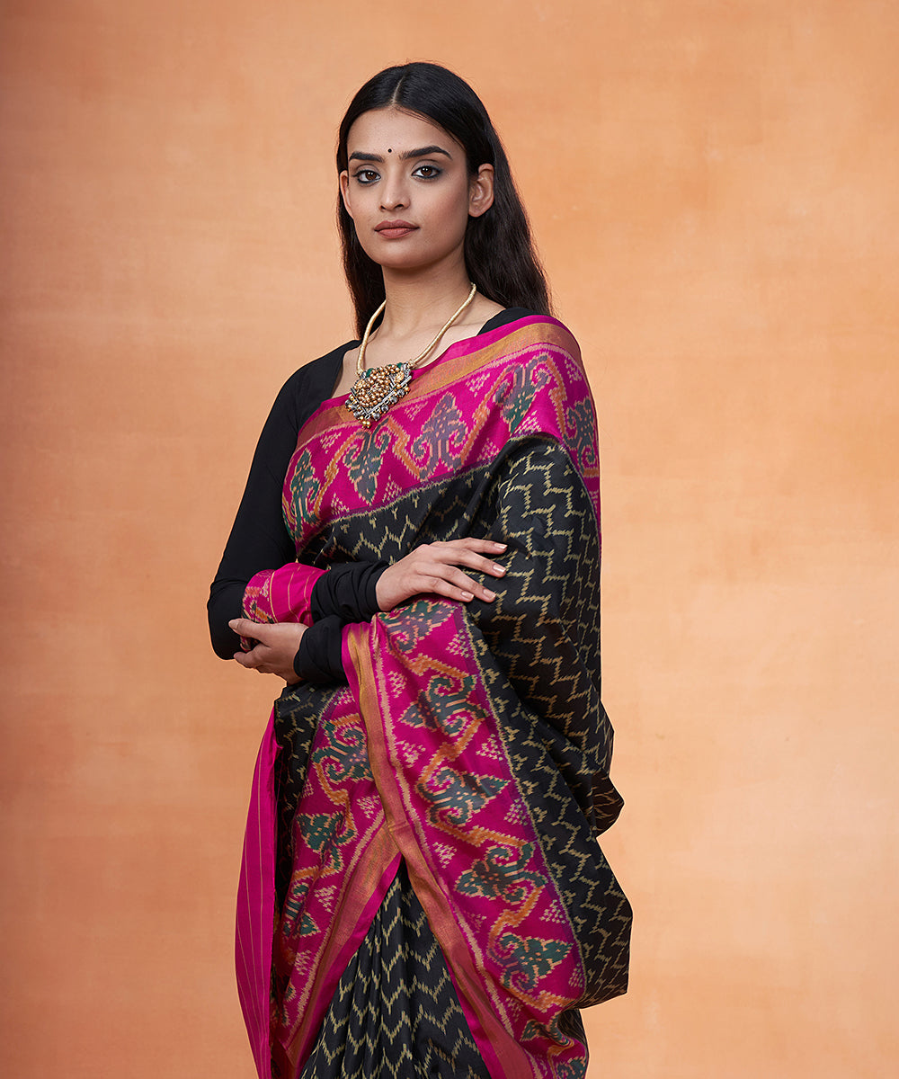 Buy Traditional Balucheri Woven Banarasi Silk Blend Black Saree With  Unstitched Blouse Piece Online at Best Prices in India - JioMart.