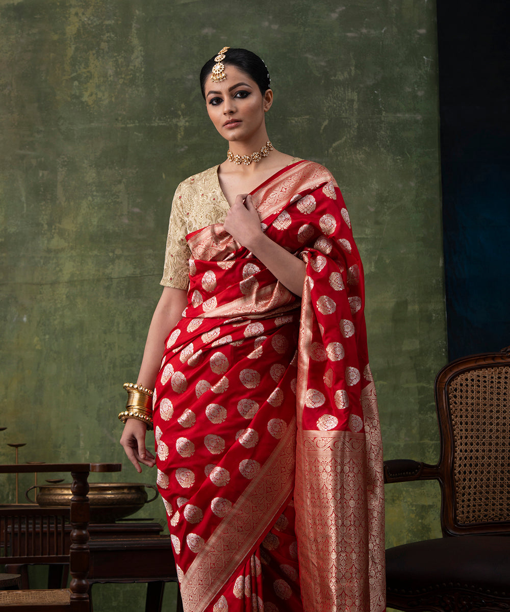 Red Handloom Pure Katan Silk Banarasi Saree with Gold And Silver ...