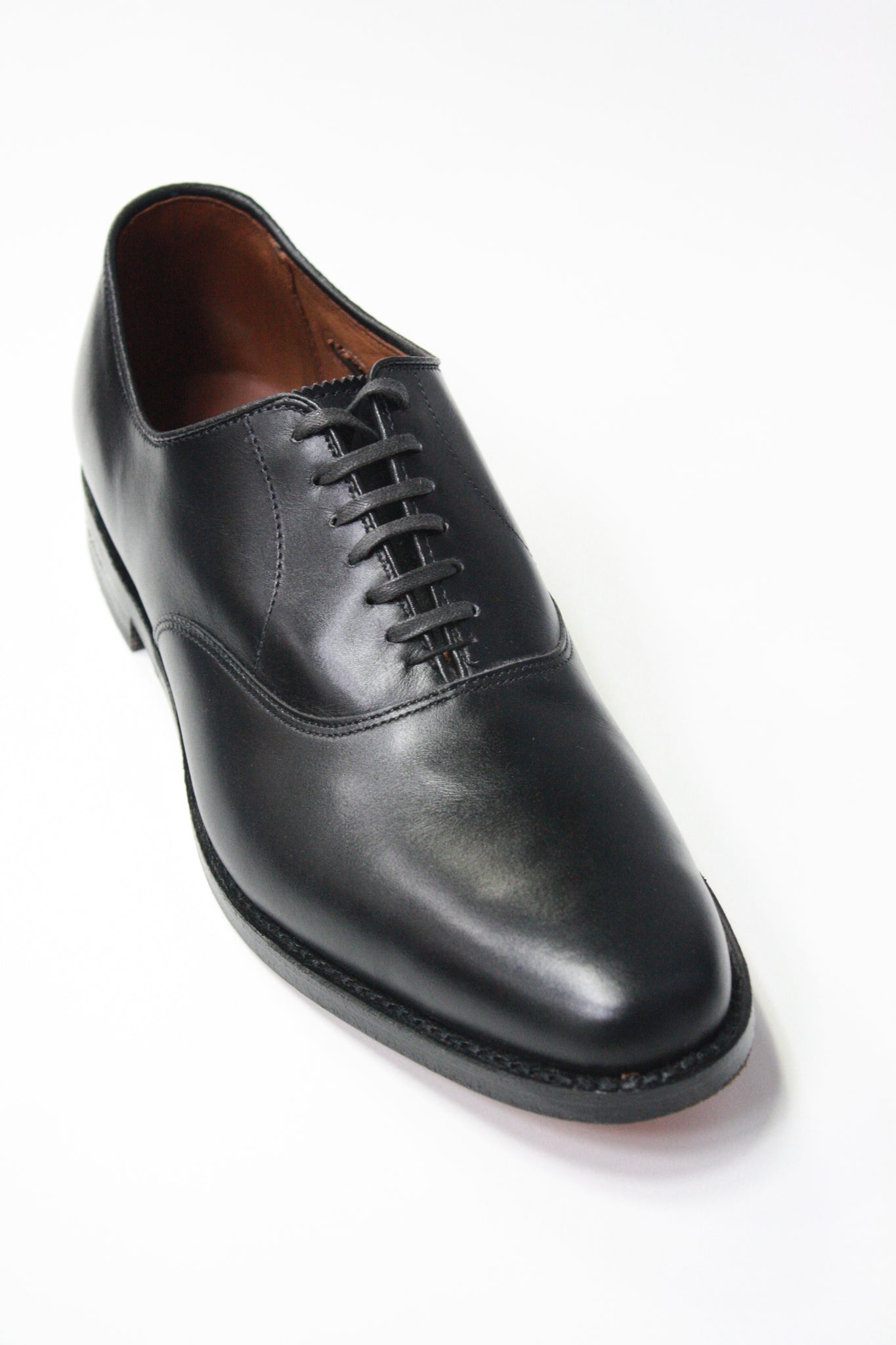 plain toe oxford shoes