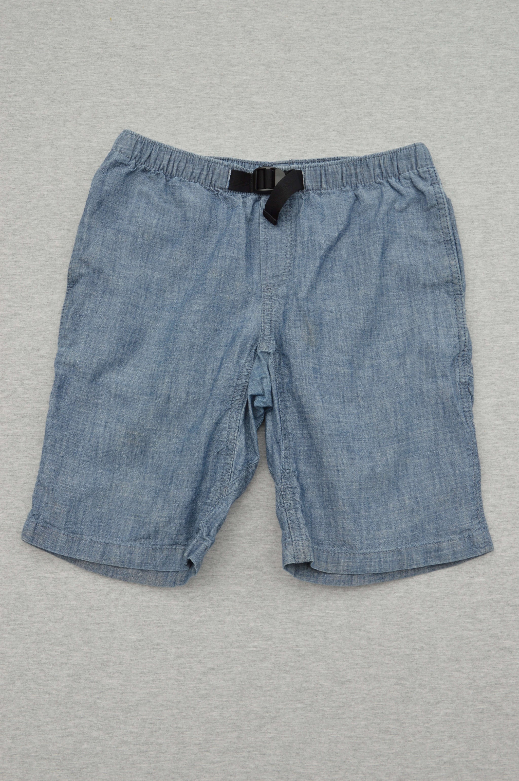 gap blue shorts