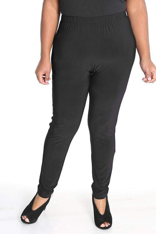 Woman Black Leggings Size 1X (Plus) - 37% off