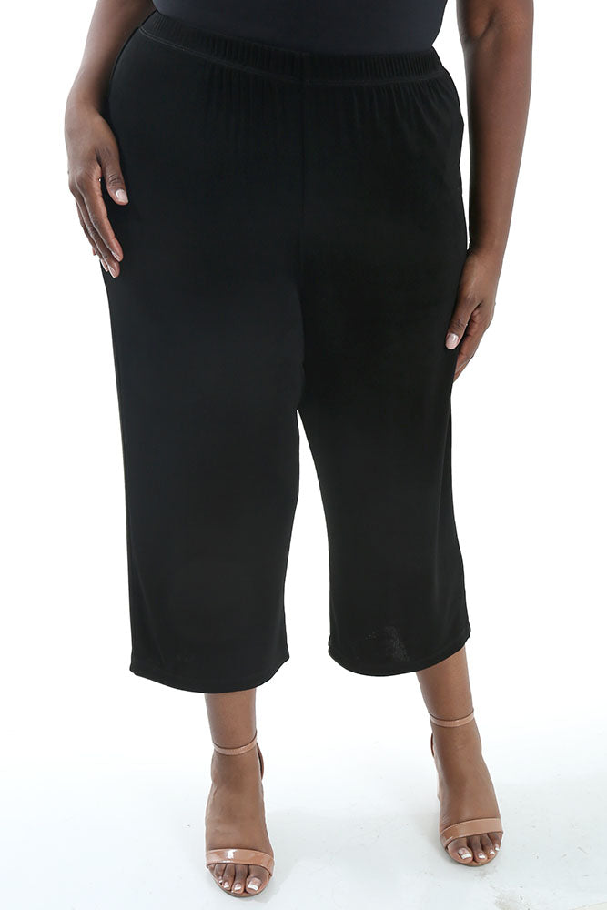 Vikki Vi Classic Black Crop Pant