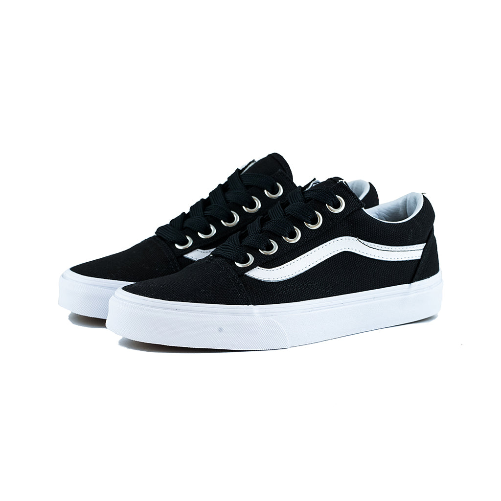 vans with black laces