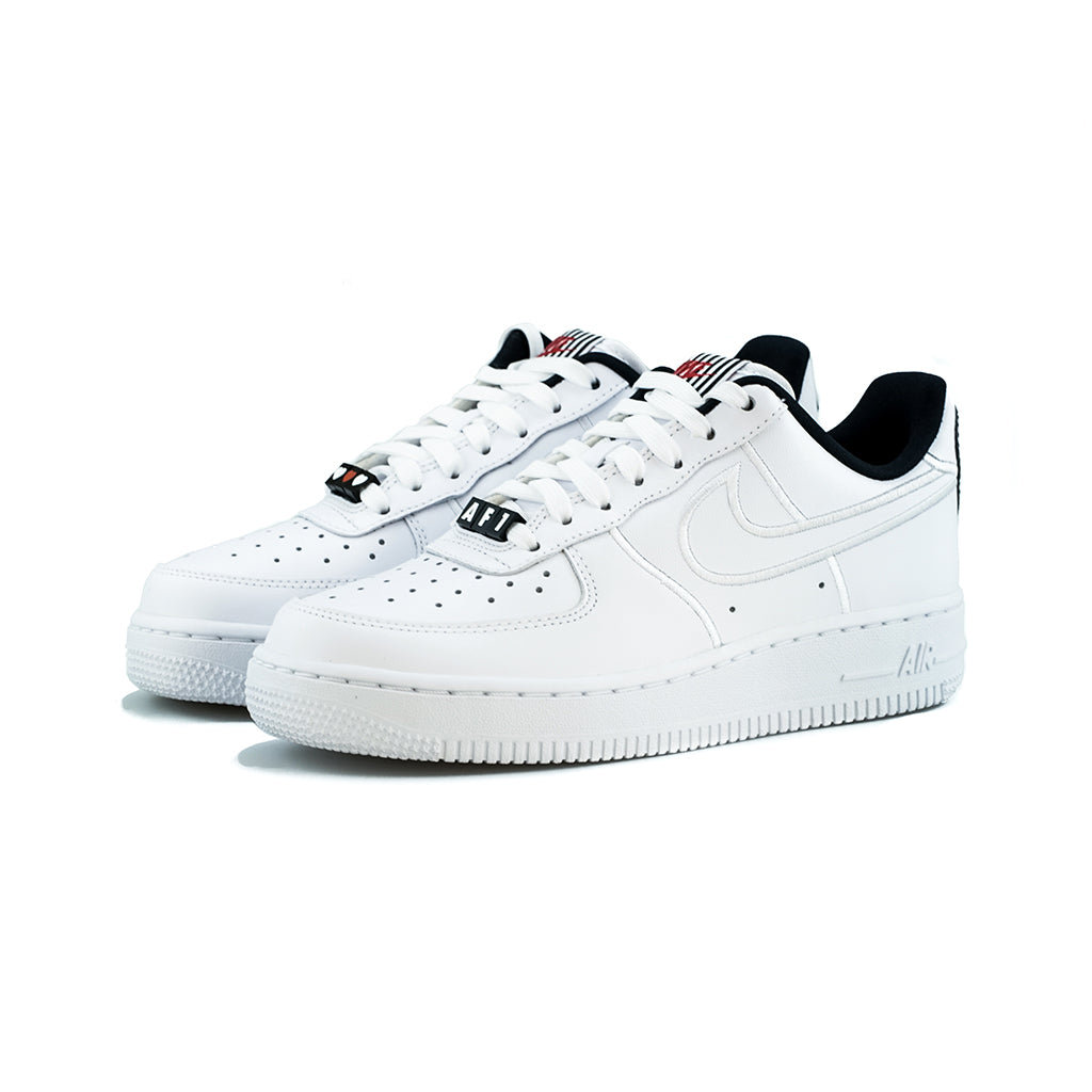 nike air force 1 07 se white black