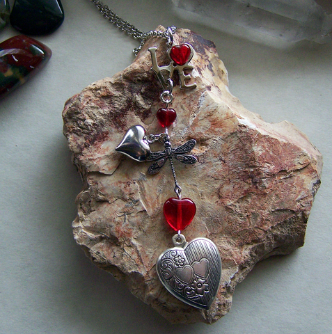 Hearts and Love Red and Silver Pendant – My Mystic Gems