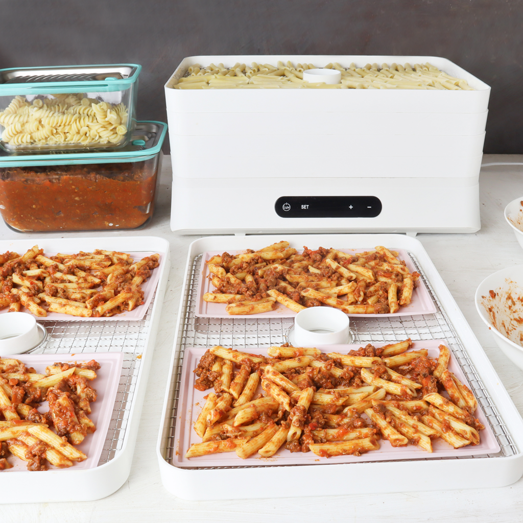 How to dehydrate Bolognese and pasta