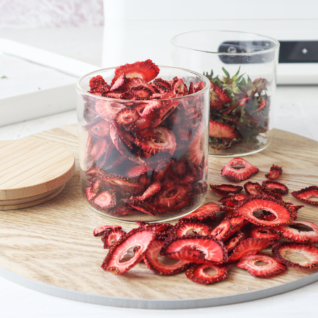 dehydrated strawberries