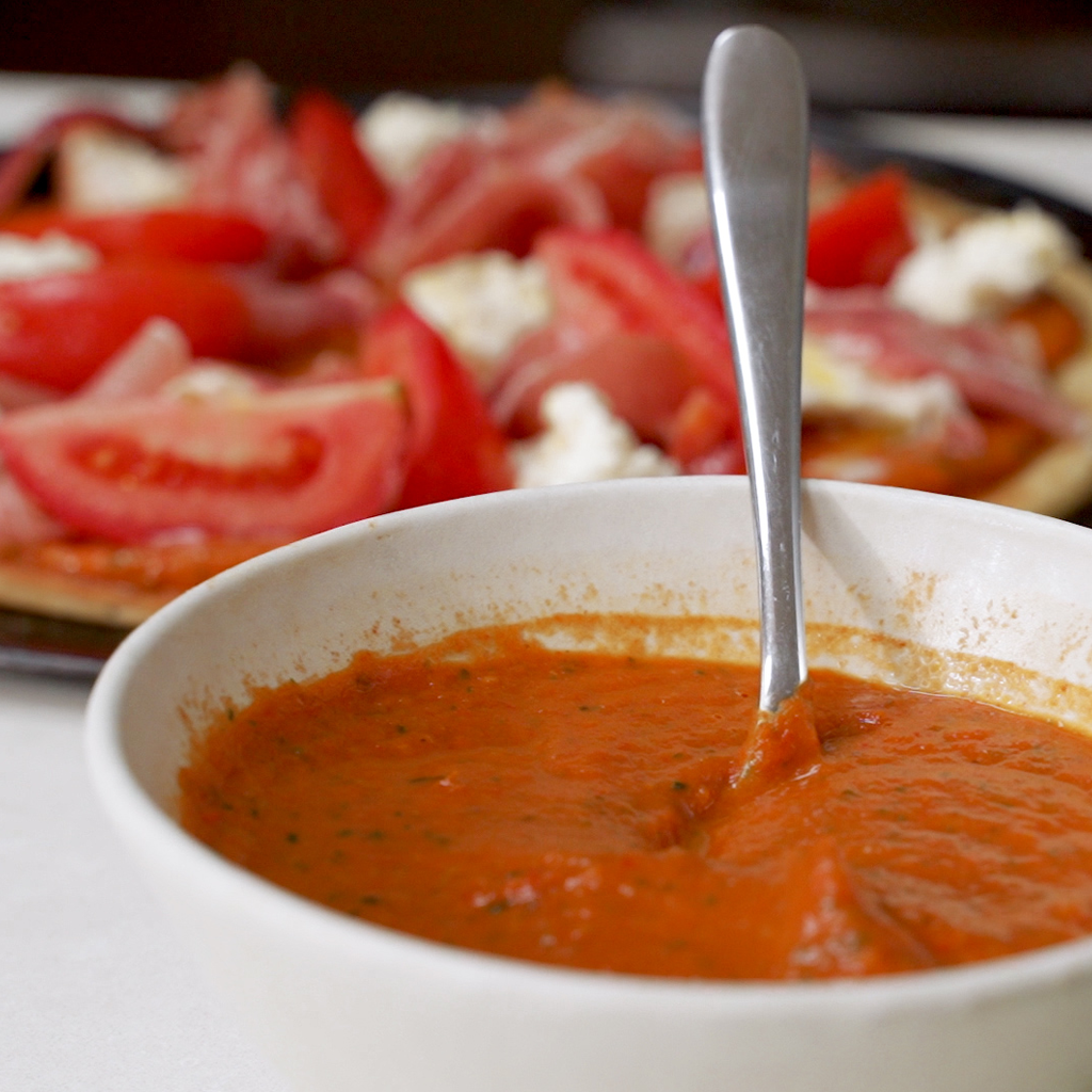 Blender pizza sauce