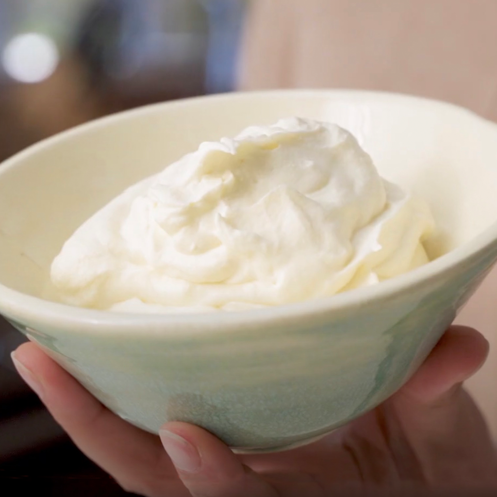 Tutorial Geek: Whipping cream using a blender