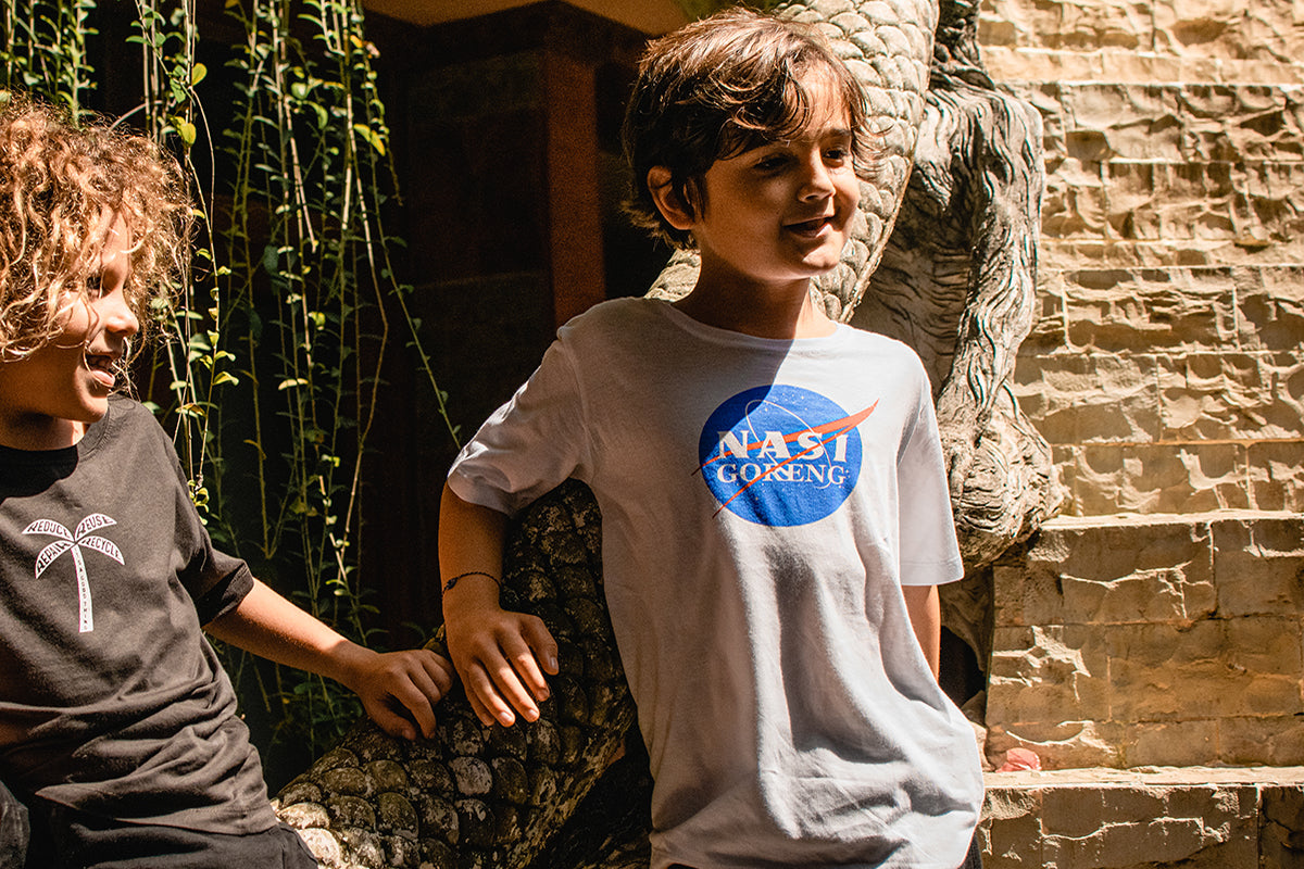 Moon Rocks Kids T-shirt Nasa