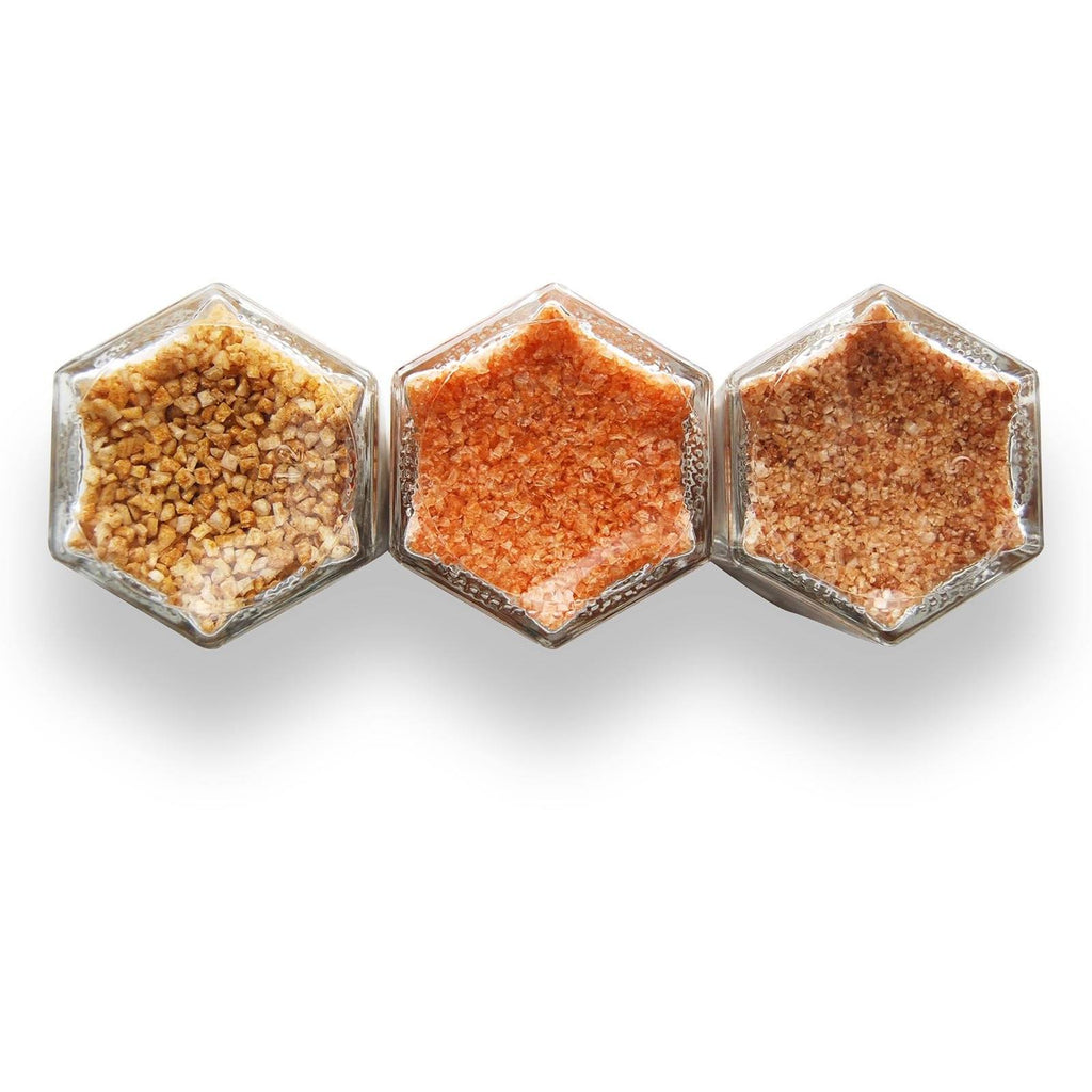 https://cdn.shopify.com/s/files/1/1030/2399/products/spicy-mini-kit-curry-habanero-sriracha-infused-salts-1_1024x1024.jpg?v=1541653425