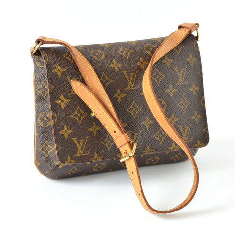 leather edge paint louis vuitton