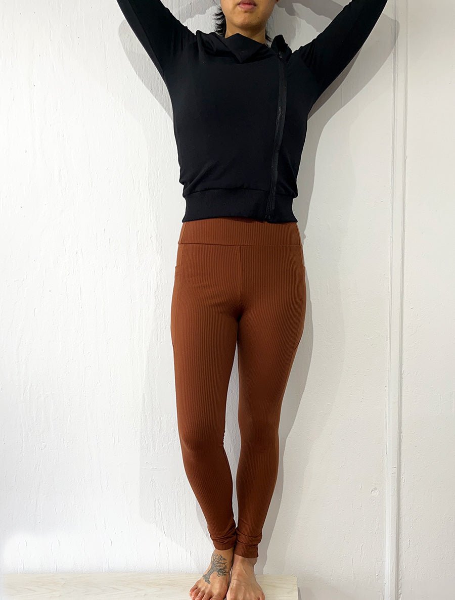 Performance Leggings | Ease Your Pain with Tommie Copper®