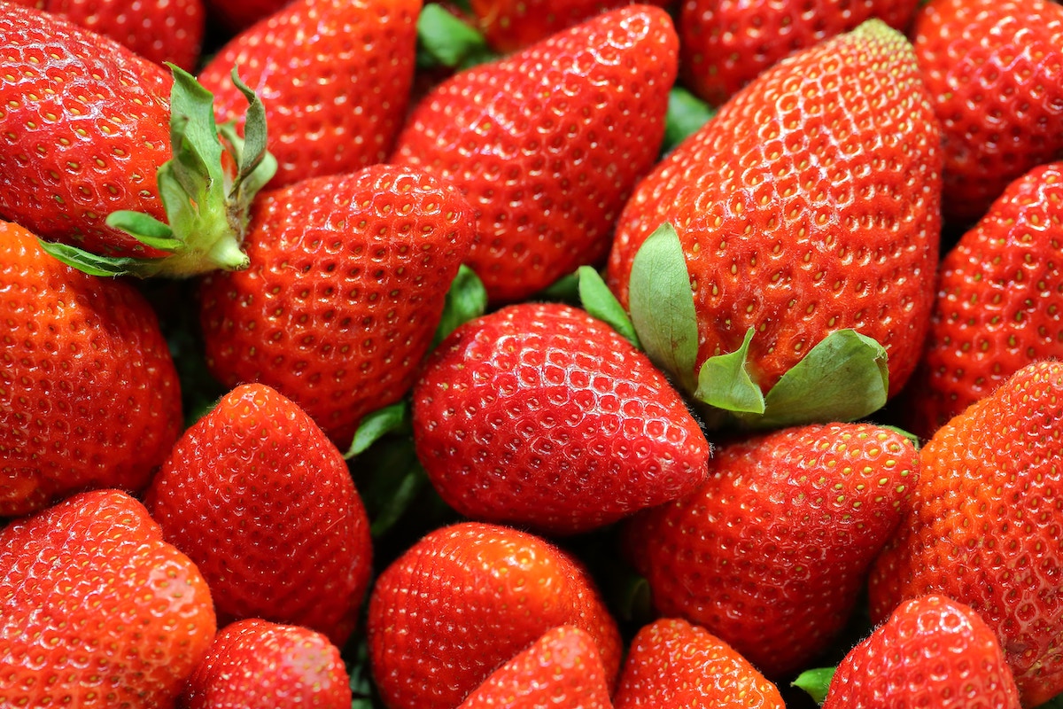 Fresh Strawberries for Strawberry Balsamic Frosting