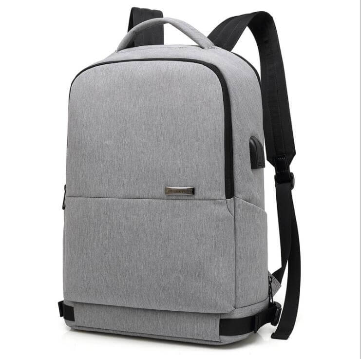 travel backpack with usb charging port