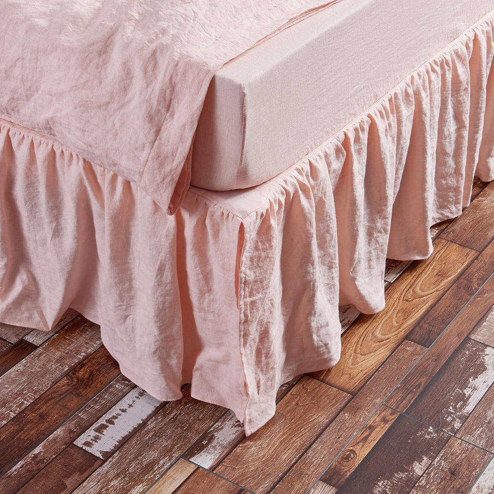 Gathered Ruffles Linen Coverlet