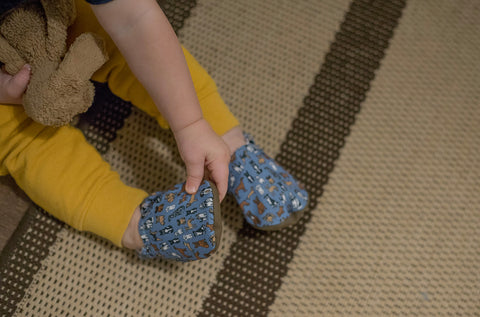 What to do when your toddler's feet smell bad