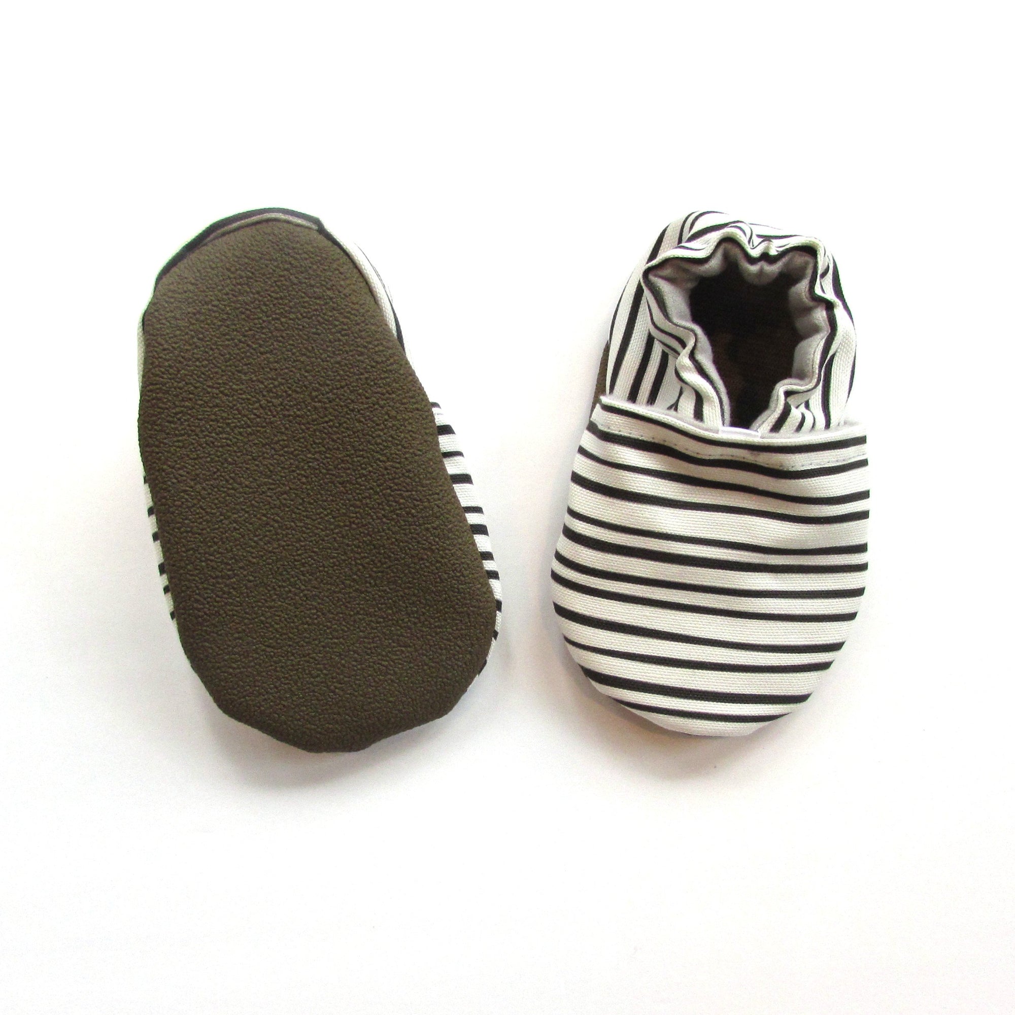 minimalist baby shoes