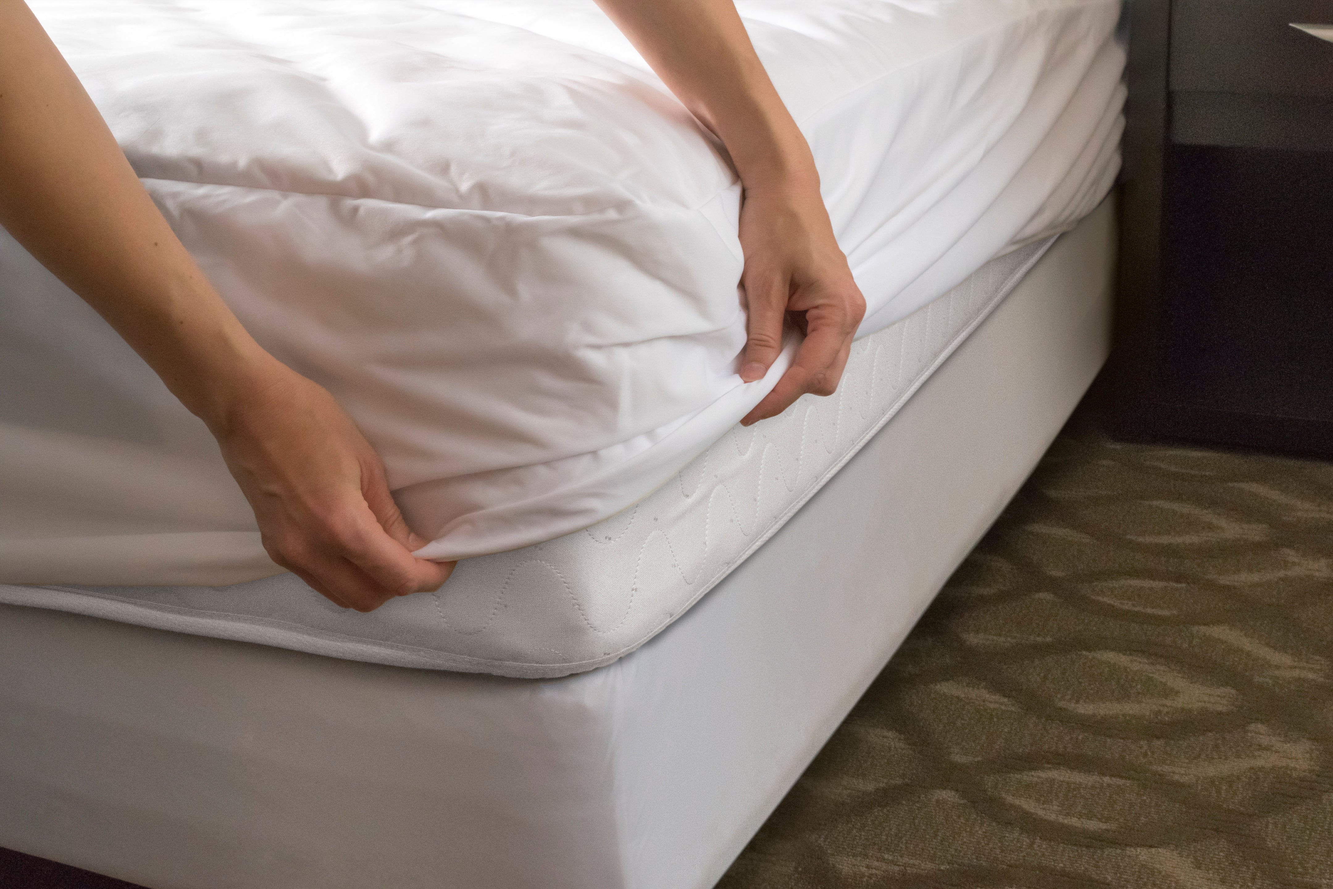 mattress protector and sheet