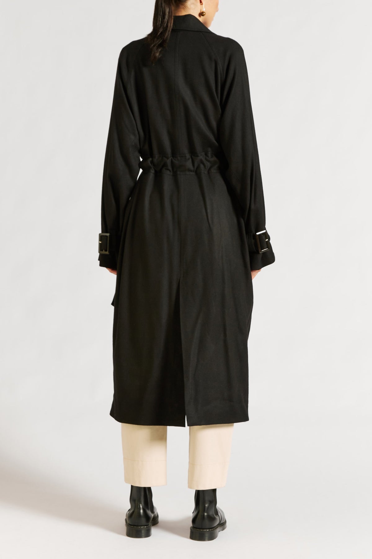 Lee Mathews | Logan Double Breasted Trench in Black