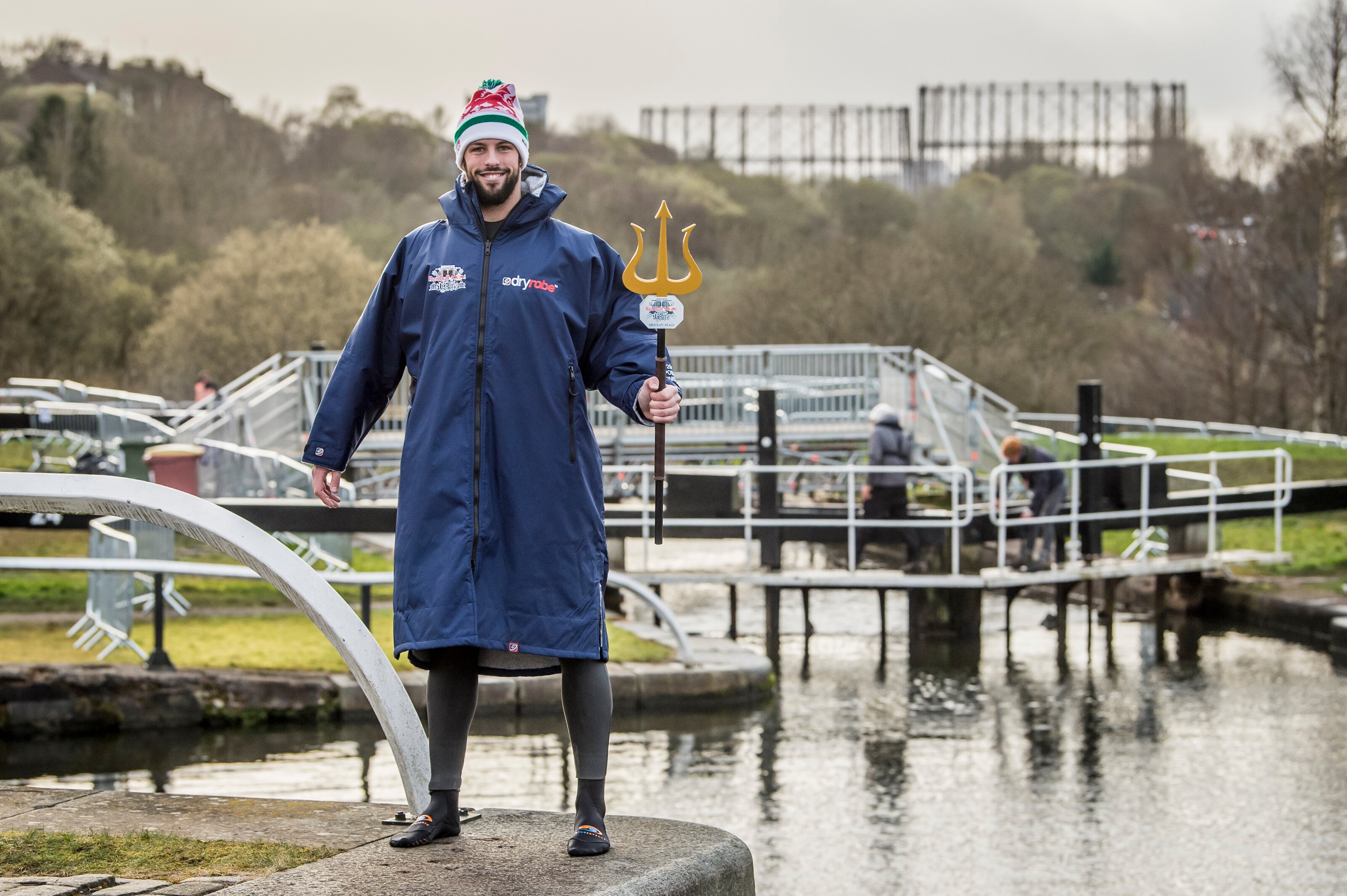 Dan Jones in his dryrobe - Photo courtesy of Red Bull Content Pool / Jeff Holmes