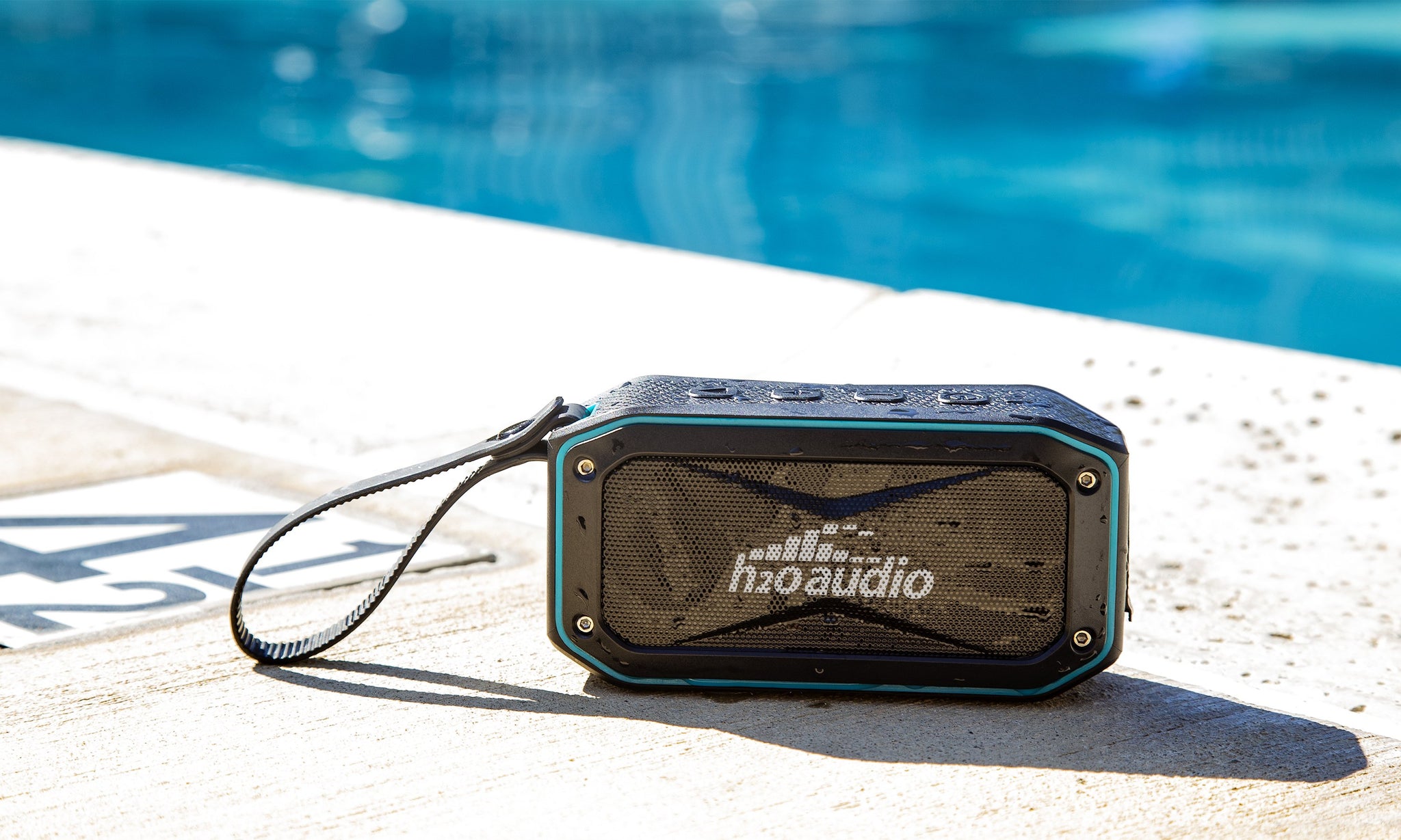 poolside bluetooth speaker