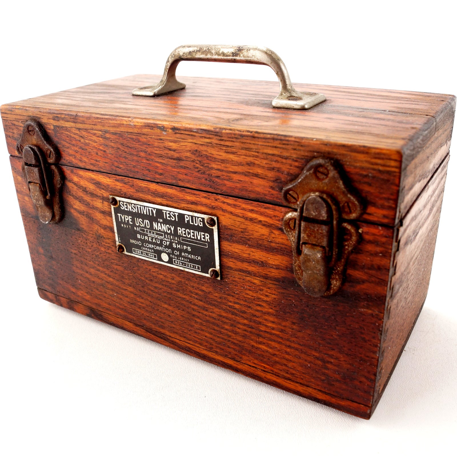 Armoedig Verplicht Opa Vintage Wood Box with Lid, Handle and Metal Label Plate, Navy Bureau o –  ThirdShiftVintage.com