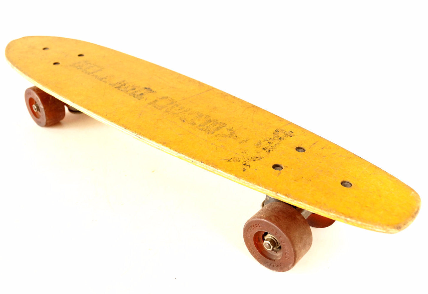 moed sterk verontschuldigen Vintage Roller Derby X24 Skateboard in Yellow, Wood Skateboard (c.1970 –  ThirdShiftVintage.com