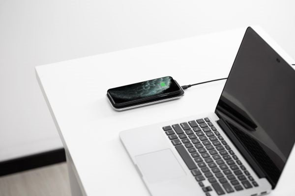 high quality reliable wireless charger from PITAKA