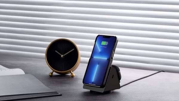 the best multi-device wireless charger for iPhone