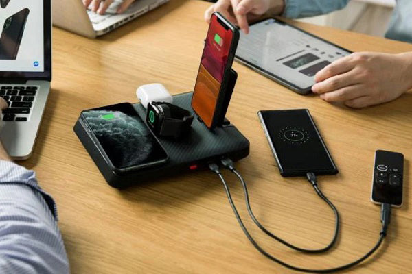 PITAKA Air Omni, a 6-in-1 wireless charger