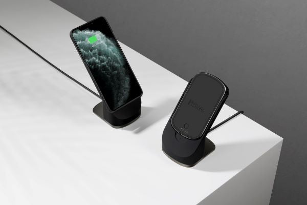 MagEZ Juice, wireless power bank and charging stand