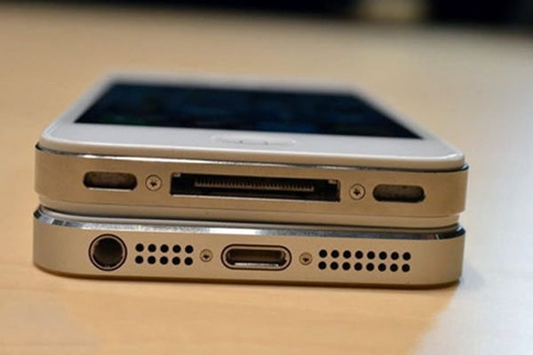 first iPhone, 30-pin interface