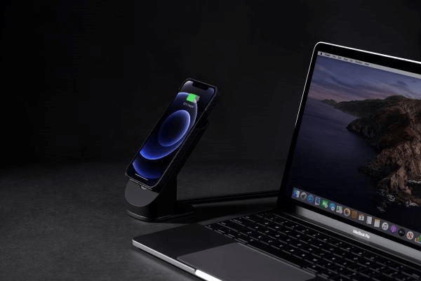 PITAKA wireless charging stand for you to charge your phone at office or at home